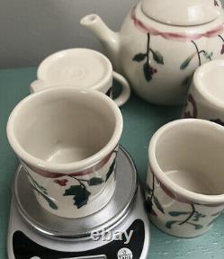 Vintage Set Hartstone Big Teapot & 5 Mugs Holly Holiday Christmas Ironstone USA