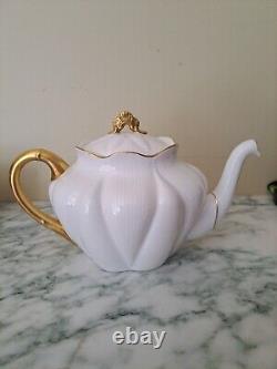 Vintage Shelley tea pot