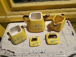 Vintage Stanford Sebring O Yellow Ceramic Tea Pot Creamer Sugar Bowl Set Deco