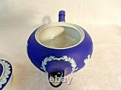 Vintage WEDGWOOD Jasperware TEAPOT, CREAMER & LIDDED SUGAR BOWL SET