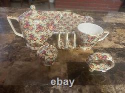 Vintage Wade's Of England Teapot Tea Set For One
