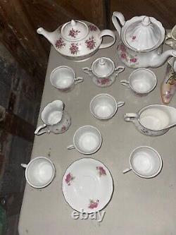 Vintage Walbrzych Poland China 16 Pc. Floral Teapot/coffee/creamer/teacup Set