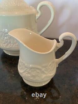 Vintage Wedgewood Patrician Tea Pot Sugar Bowl Creamer England