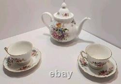 Vtg Aynsley Howard Sprays Teapot With 2 Teacups And Saucers Made in England