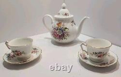 Vtg Aynsley Howard Sprays Teapot With 2 Teacups And Saucers Made in England