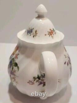 Vtg Aynsley Howard Sprays Teapot With 2 Teacups And Saucers Made in England