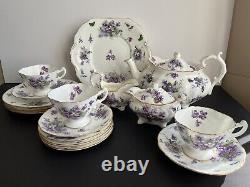 Vtg HAMMERSLEY VICTORIAN VIOLETS TEA SET 18 PCS. TEAPOT CAKE PLATE TEACUP SUGAR