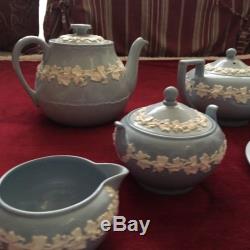 WEDGWOOD SHINY BLUE QUEEN'S WARE 4 Place, Sugar, Creamer, Teapot And Coffeepot