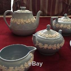 WEDGWOOD SHINY BLUE QUEEN'S WARE 4 Place, Sugar, Creamer, Teapot And Coffeepot