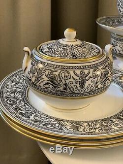 Wedgwood Florentine Black Tea Set for 6. Teapot, Sugar, Creamer, Plates, C&S