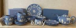 Wedgwood Jasper Blue Tea Set Teapot Teapot Teapot Creamer Bowl Trinket Box Used