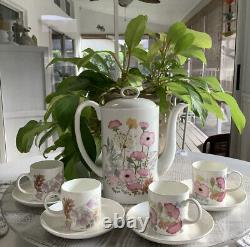 Wedgwood Meadow Sweet 10-piece coffee/tea pot set. Floral A++Cond