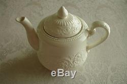 Wedgwood Patrician Teapot Sugar with Lid Creamer Tea Set Cream Ware 4 pc Lot