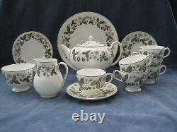 Wedgwood Strawberry Hill 23 piece Tea Set including Large Tea Pot First Quality