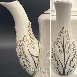 Wedgwood of Etruria Gold Trim Patrician Teapot c1930s Made in England 4 cups